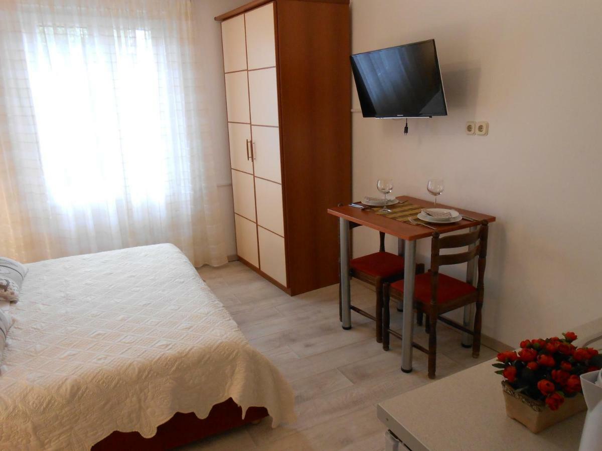 Guesthouse Wish 스타리 그라드 외부 사진
