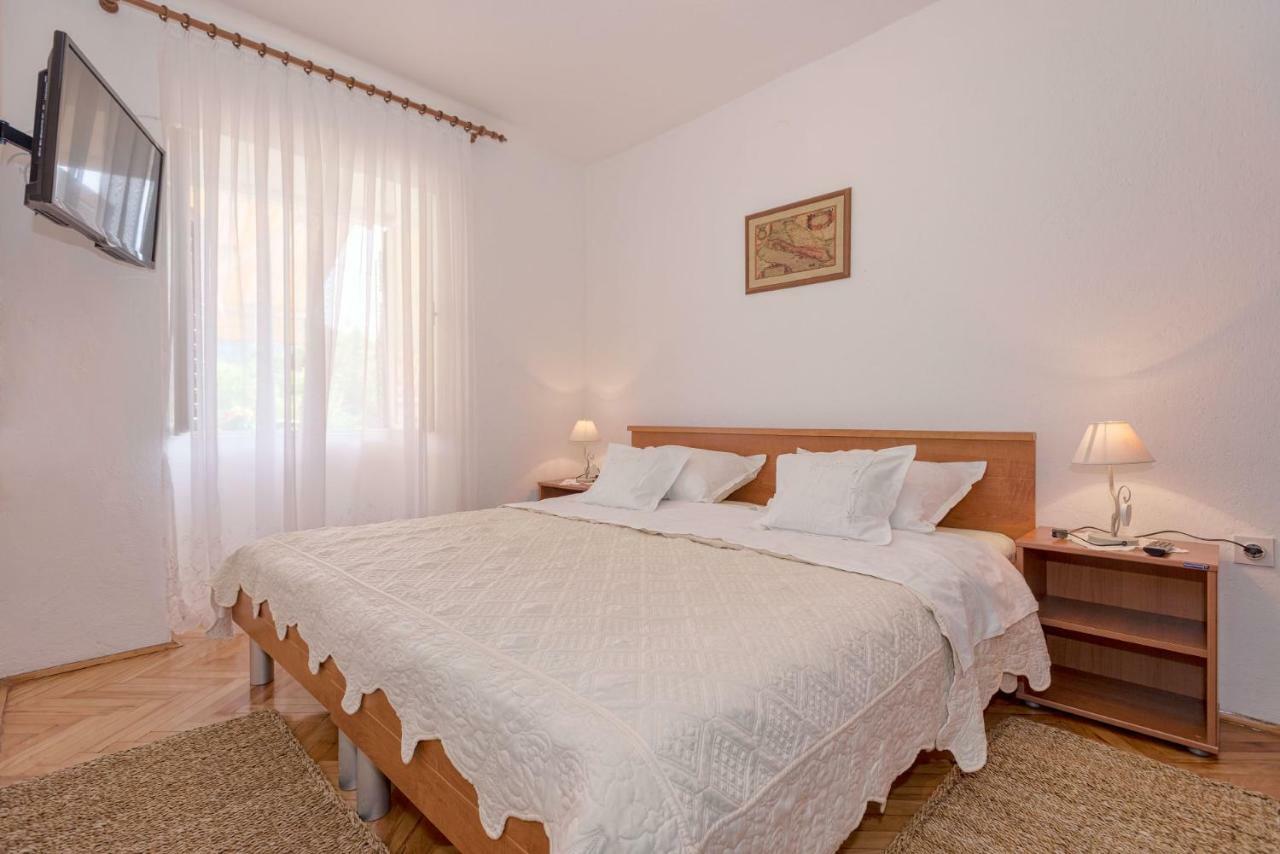 Guesthouse Wish 스타리 그라드 외부 사진